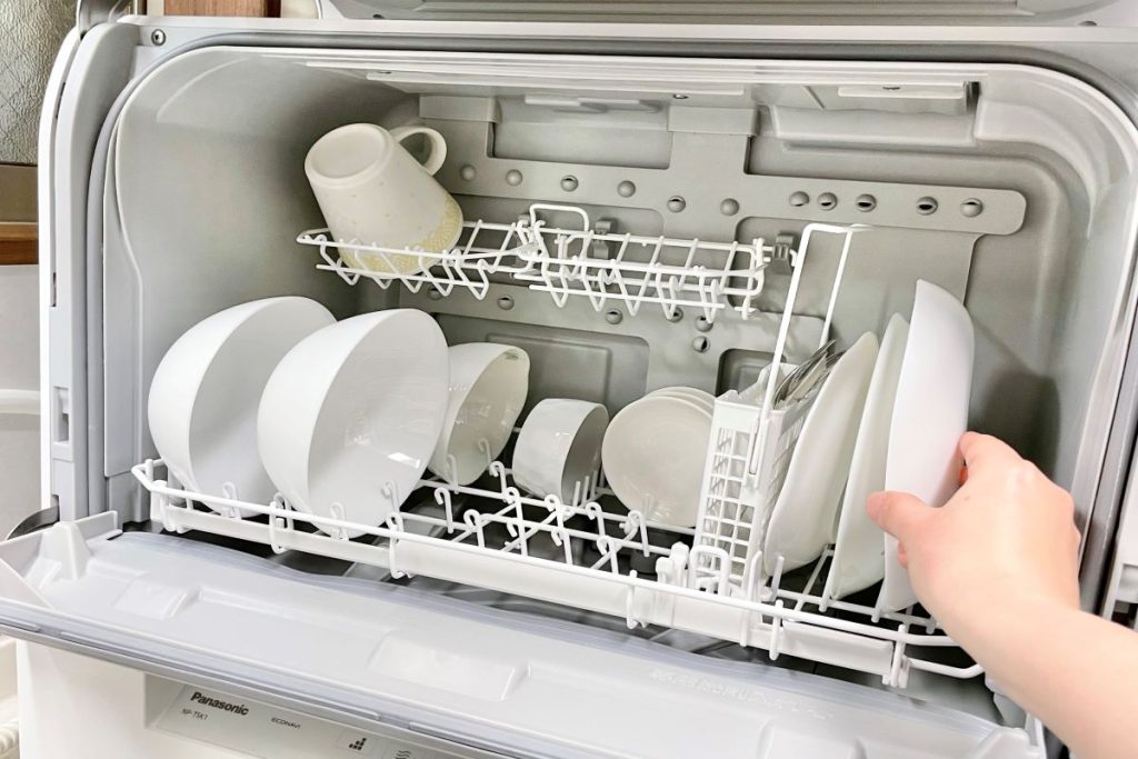 タンク式食洗機のおすすめ13選！選び方や主要メーカーも詳しく解説 