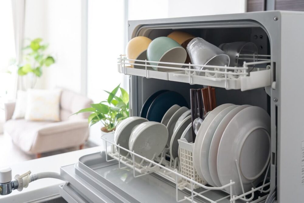 一人暮らしにおすすめの食洗機は？工事不要でコンパクトな製品を紹介