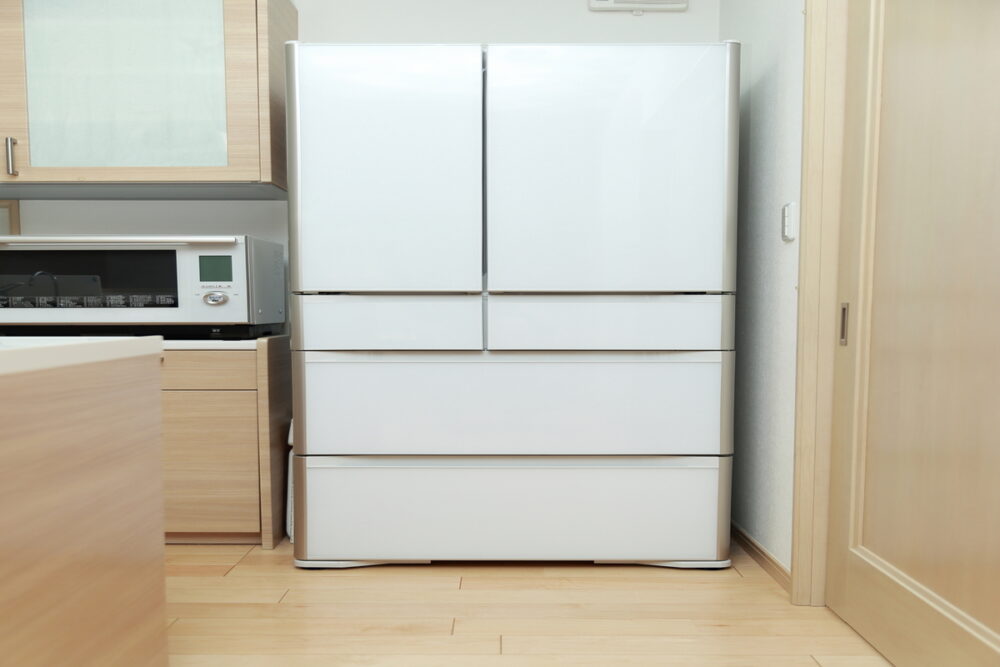 冷蔵庫の壁との隙間はどれくらい必要？横・後ろ(背面)を適切に空けよう