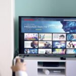 大きい画面で動画が見たい！テレビでYoutubeを見る方法を詳しく解説！