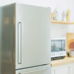 冷蔵庫が冷えない！考えられる原因と対処法・故障時の修理代目安を解説