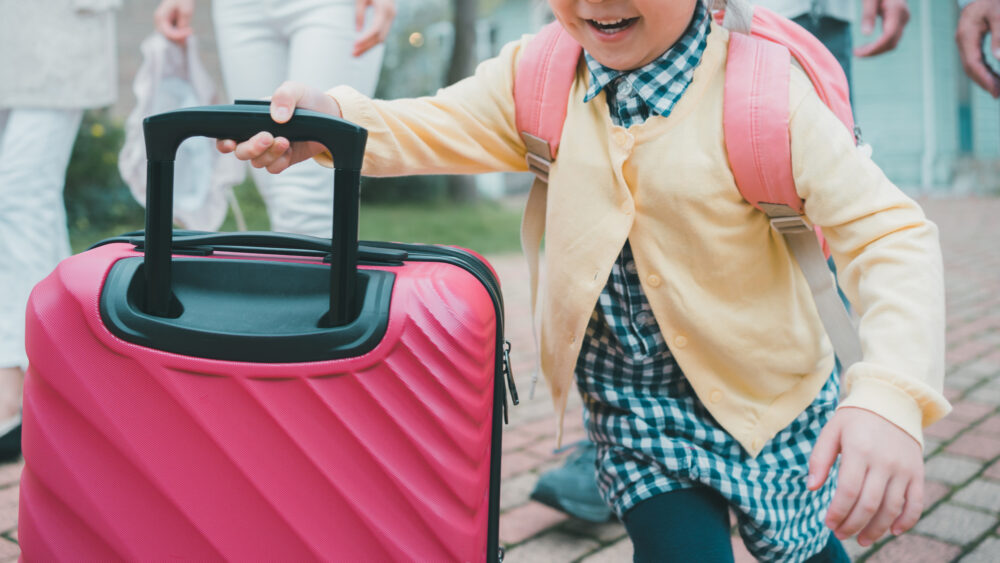 子供が乗れるスーツケースは危ないの？