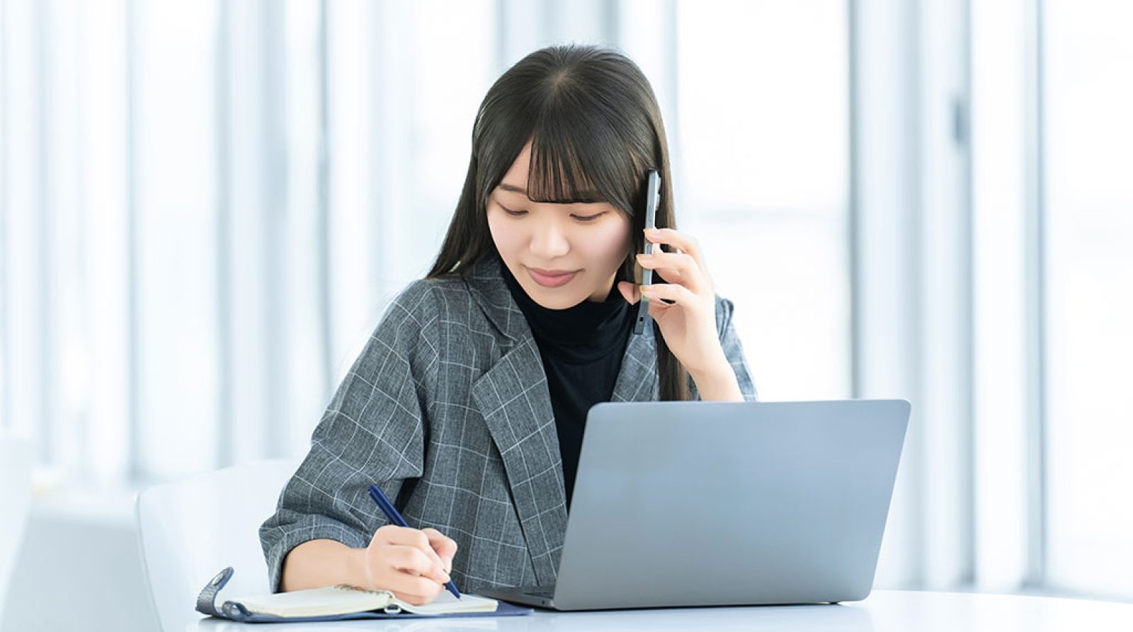 不動産営業こそNotionを使うべき理由 ― 顧客管理・物件情報・ナレッジを一元化する実践ガイド